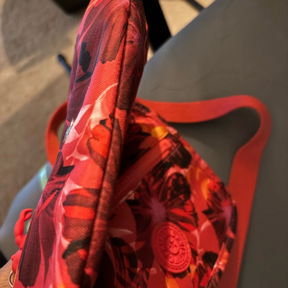 NWT kippling floral red crossbody‎ - Picture 9 of 9